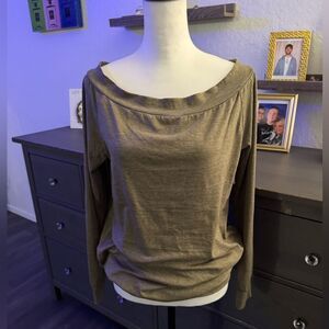 Brand new oversized top size small